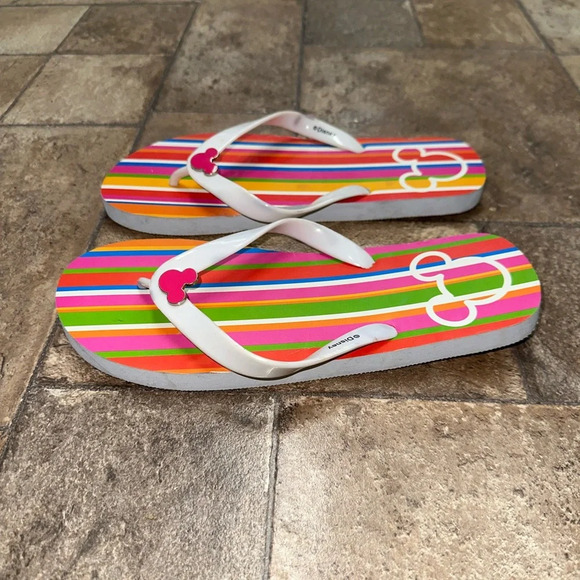 Disney Size 10 - Picture 2 of 7